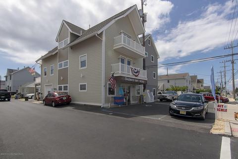 73 E Pacific Way, Lavallette, NJ 08735 photo 1