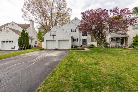 107 Atrium Dr, Brick, NJ 08723 photo 1