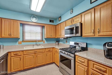 116 Starlight Rd, Howell, NJ 07731 photo 14