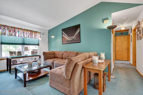 116 Starlight Rd, Howell, NJ 07731 photo 4