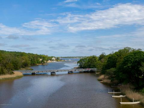 539 Locust Point Rd, Rumson, NJ 07760 photo 2