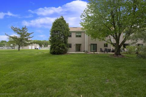 902 Sandra Pl, Brick, NJ 08724 photo 4