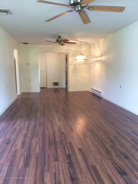 20 Whitman St, Brick, NJ 08724 photo 1
