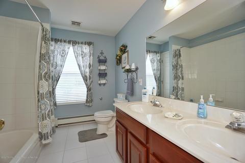 54 Stratton Rd, Matawan, NJ 07747 photo 14