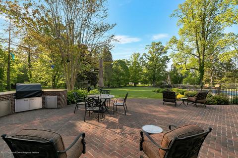 68 W River Rd, Rumson, NJ 07760 photo 25