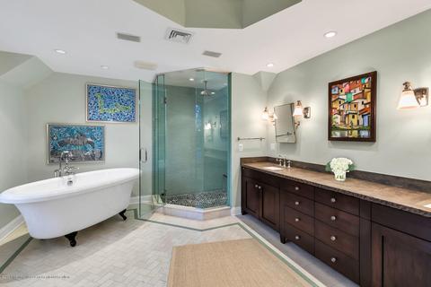 68 W River Rd, Rumson, NJ 07760 photo 11