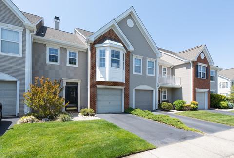 34 Alpine Rd, Holmdel, NJ 07733 photo 1