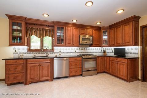 5 Doherty Dr, Middletown, NJ 07748 photo 7