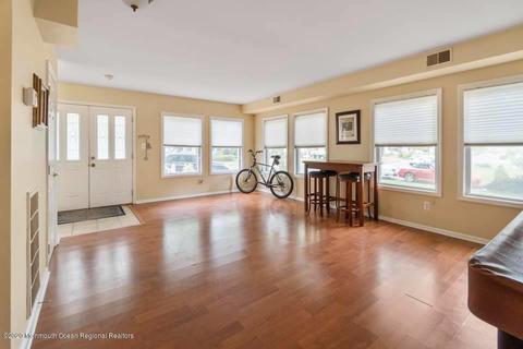 24 Leonard Ave, Leonardo, NJ 07737 photo 5