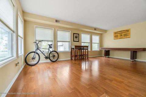 24 Leonard Ave, Leonardo, NJ 07737 photo 4
