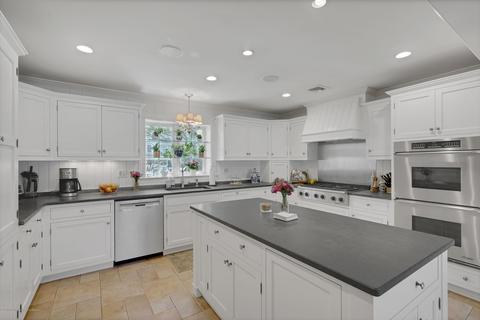74 Black Point Rd, Rumson, NJ 07760 photo 12