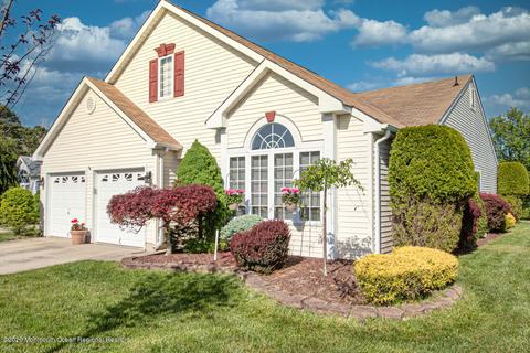 19 Abercorn Ct, Jackson, NJ 08527 photo 1