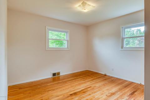 9 Aaron Ave, Howell, NJ 07731 photo 11