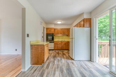 9 Aaron Ave, Howell, NJ 07731 photo 6