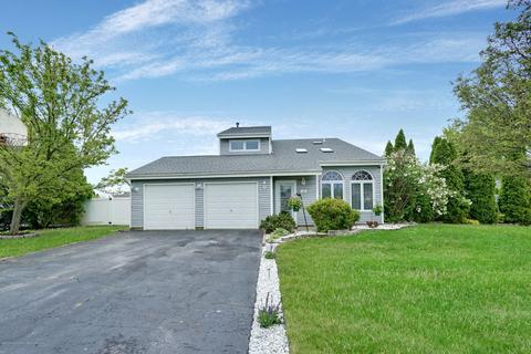 107 C St, Brick, NJ 08723 photo 2