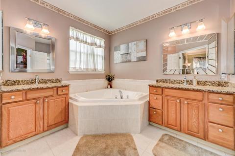 90 Marlow Dr, Jackson, NJ 08527 photo 21