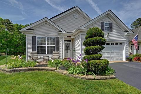 90 Marlow Dr, Jackson, NJ 08527 photo 2