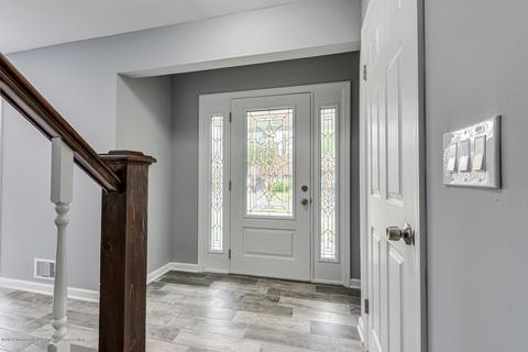 12 Elm Pl, Matawan, NJ 07747 photo 5