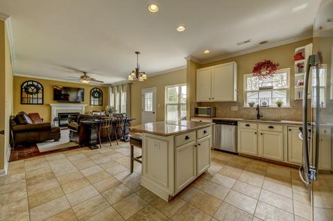 11 Hoffner Ct, Roebling, NJ 08554 photo 11