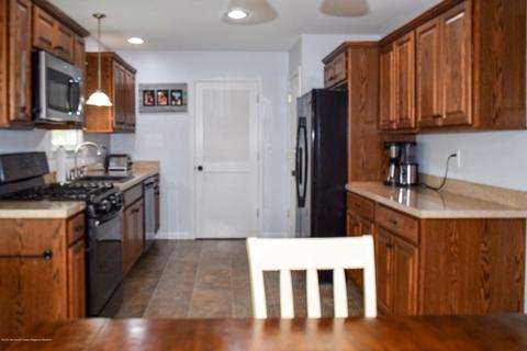 302 Halsey Dr, Forked River, NJ 08731 photo 6