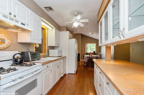 119 Hamilton Ave, Middletown, NJ 07748 photo 5