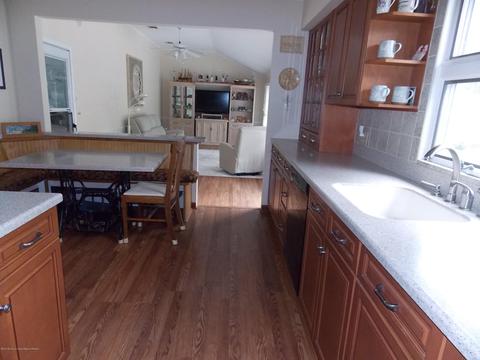 245 Springfield Ave, Pine Beach, NJ 08741 photo 22