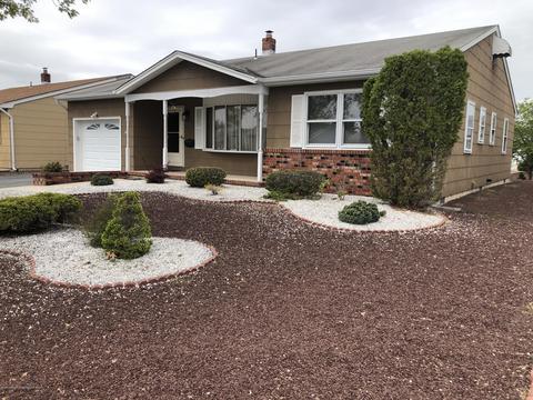 13 Mapleton Rd, Toms River, NJ 08757 photo 3