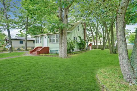 497 Laurel Ave, Brick, NJ 08723 photo 2
