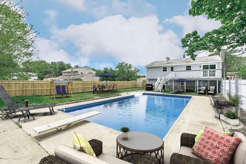 764 Williamsburg Dr, Brick, NJ 08724 photo 2