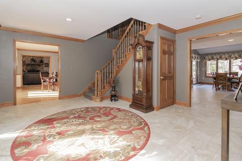 32 Van Brackle Rd, Holmdel, NJ 07733 photo 3