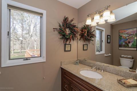 32 Van Brackle Rd, Holmdel, NJ 07733 photo 9