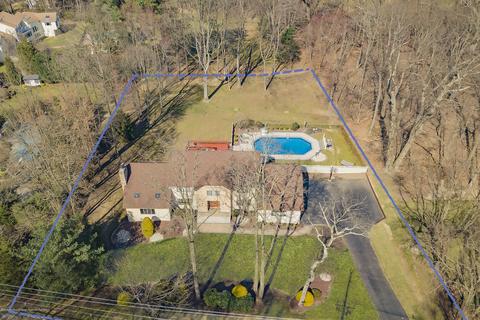 32 Van Brackle Rd, Holmdel, NJ 07733 photo 21