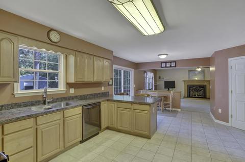 156 E Fish Rd, Jackson, NJ 08527 photo 18