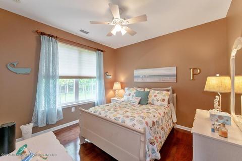 32 Chesterfield Dr, Jackson, NJ 08527 photo 5