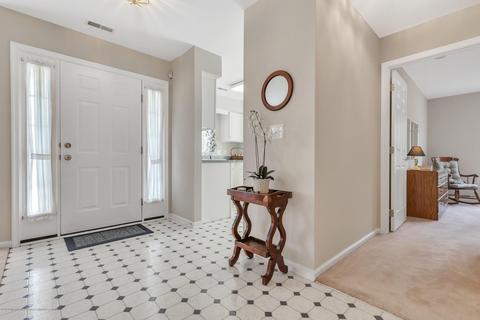 8 Regent Sq, Jackson, NJ 08527 photo 3