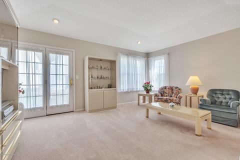 8 Regent Sq, Jackson, NJ 08527 photo 12