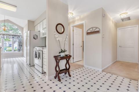 8 Regent Sq, Jackson, NJ 08527 photo 4