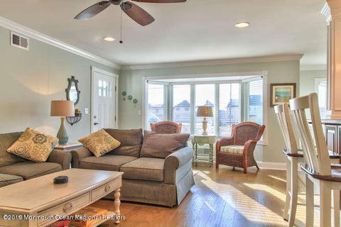 7 Dover Ave, Lavallette, NJ 08735 photo 4