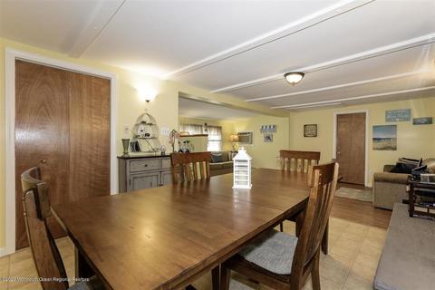 87 Baltic Ave, Waretown, NJ 08758 photo 8