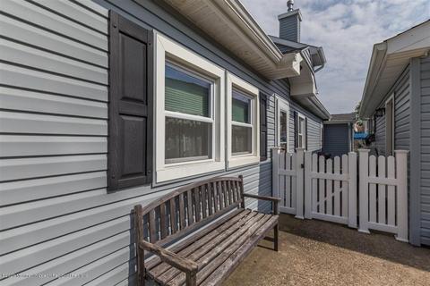87 Baltic Ave, Waretown, NJ 08758 photo 4