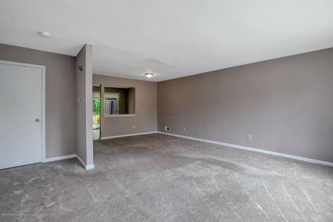 86 Rita Ln, Jackson, NJ 08527 photo 2