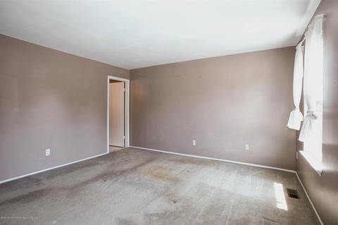 86 Rita Ln, Jackson, NJ 08527 photo 14