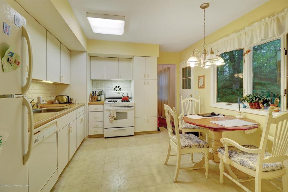  107 Jumping Brook Rd, Lincroft, NJ 07738 photo 15