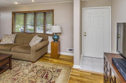 58 Sunset Dr, Howell, NJ 07731 photo 6