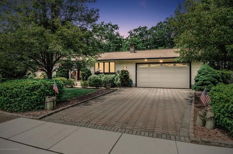 58 Sunset Dr, Howell, NJ 07731 photo 1