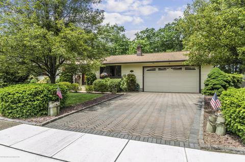 58 Sunset Dr, Howell, NJ 07731 photo 3