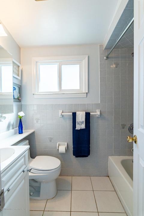 32 Terrill Rd, Old Bridge, NJ 08857 photo 17
