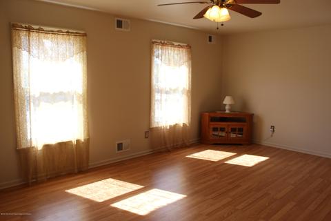 59 Longpoint Dr, Brick, NJ 08723 photo 8