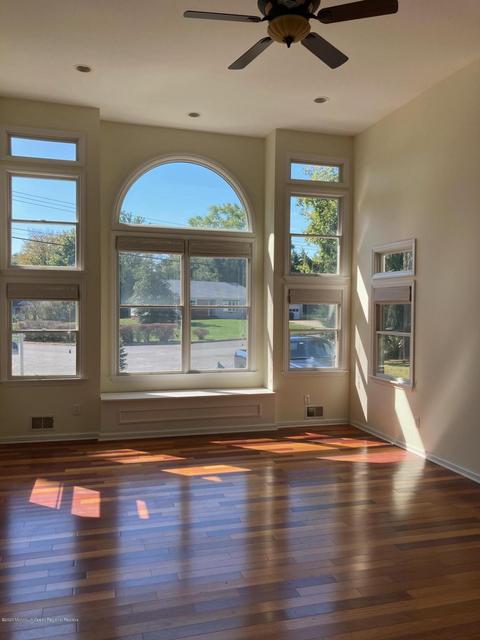 34 Shelbern Dr, Lincroft, NJ 07738 photo 8