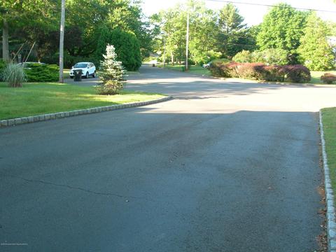 34 Shelbern Dr, Lincroft, NJ 07738 photo 21